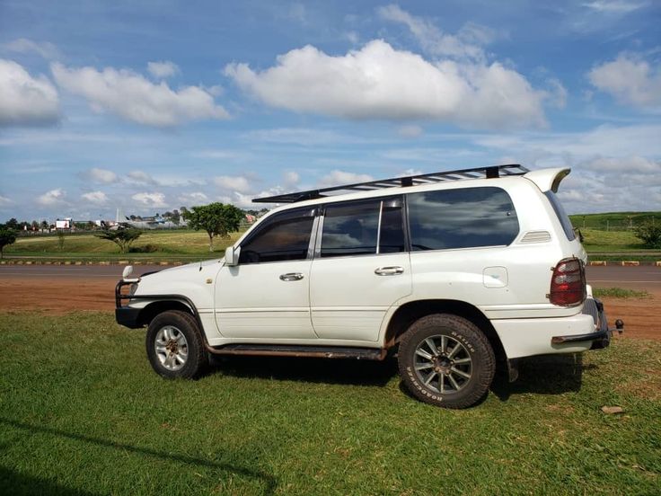 4x4 safari vehicle for self-drive and chauffeur-driven car hire across Uganda